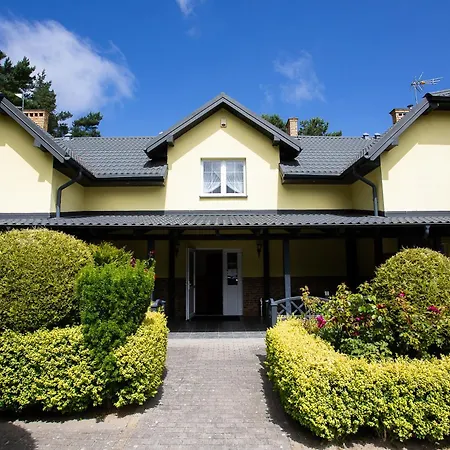 Sloneczny Zakatek 홈스테이 Debina (Ustka)